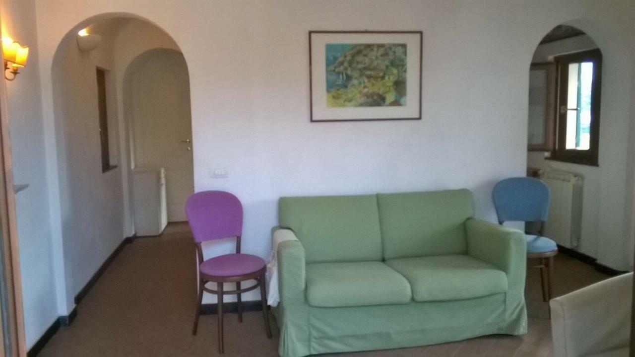 Maru Apartment Леванто Екстериор снимка